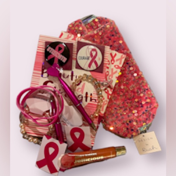 Breast cancer awareness Deluxe pamper me gift. - Picture 1 of 2
